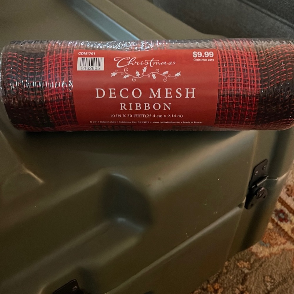 Deco Mesh - Red and Black print